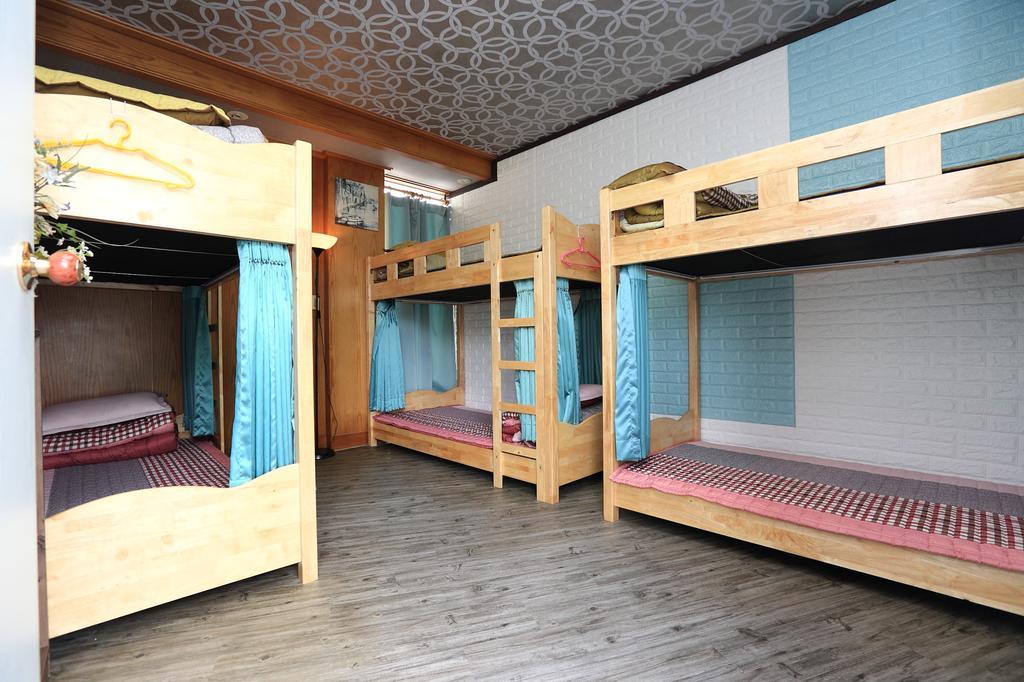 Haevichi Elmar Guesthouse Seogwipo Exterior photo