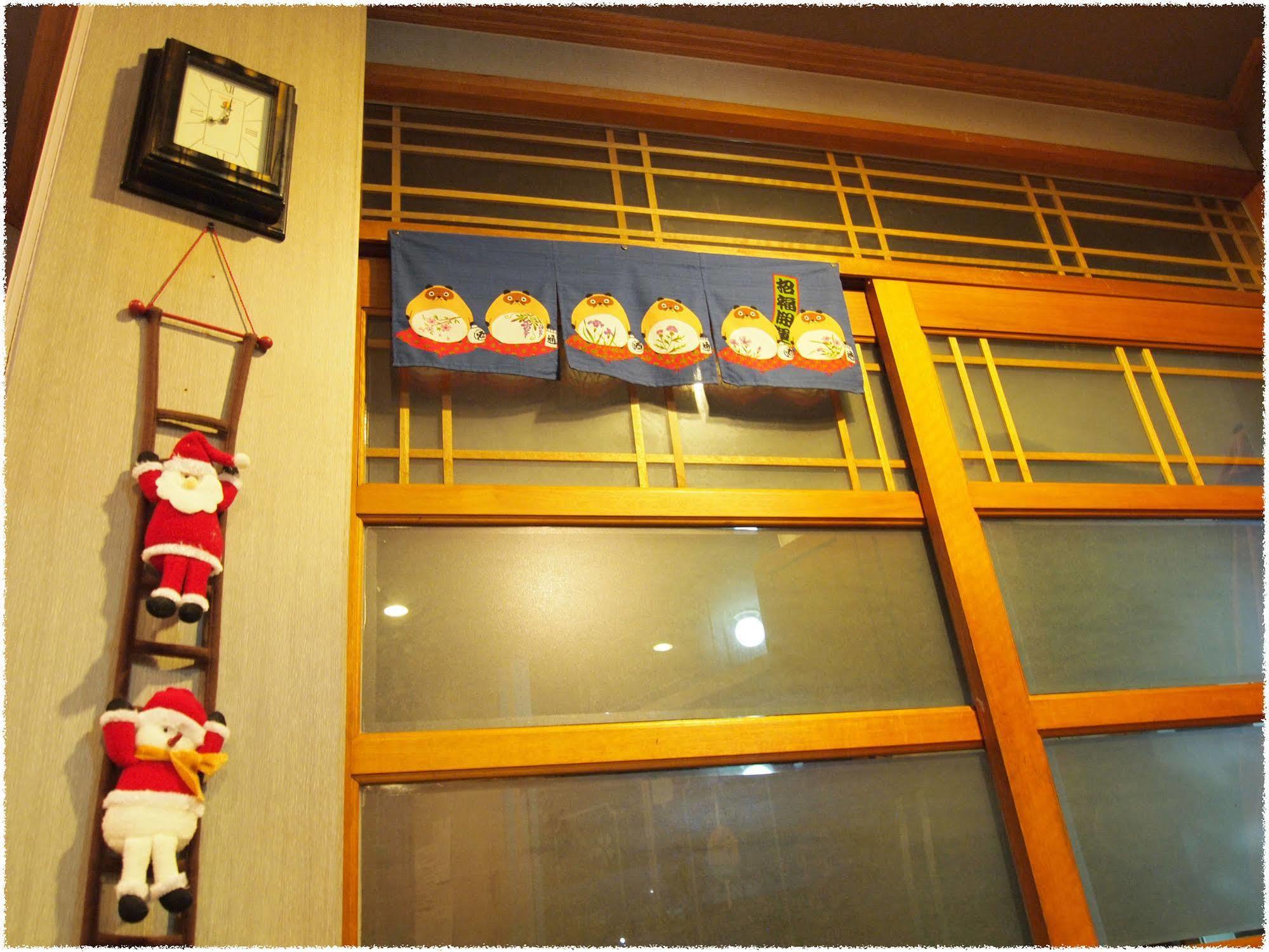 Haevichi Elmar Guesthouse Seogwipo Exterior photo